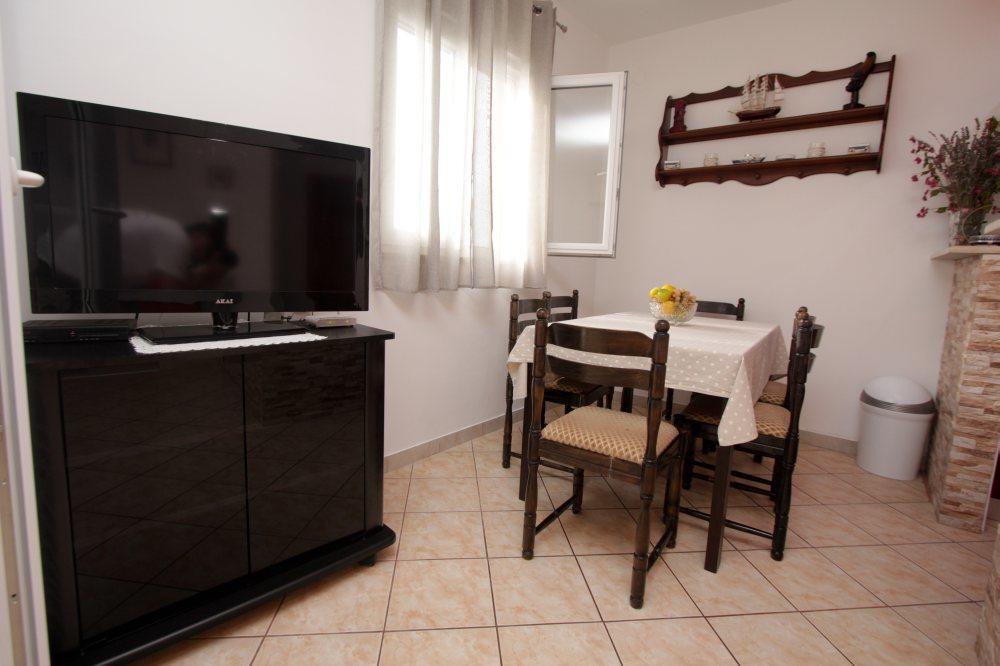 Apartment Miljenko Tomic สปลิตสกา ภายนอก รูปภาพ
